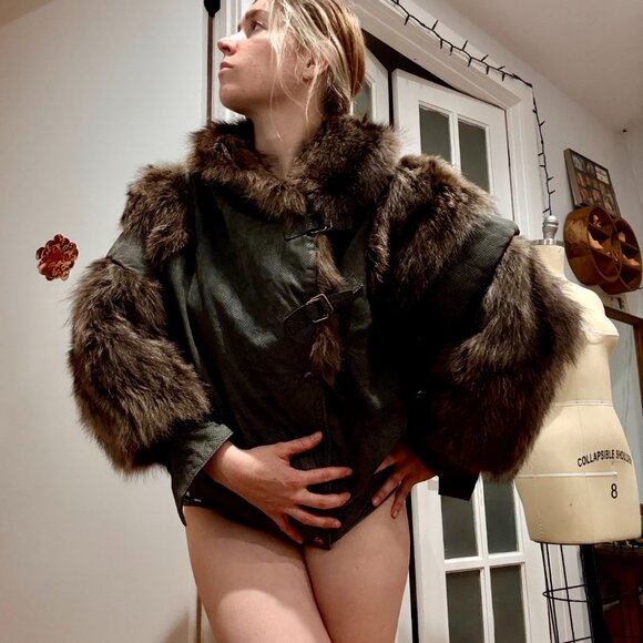 One Of A Kind Made In USA Vintage Fox Fur Jacket Silver Leather Wolverine M/L - Picture 2 of 12